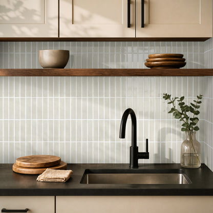Cremebeige Selbstklebende Wandfliesen im Linear-Design