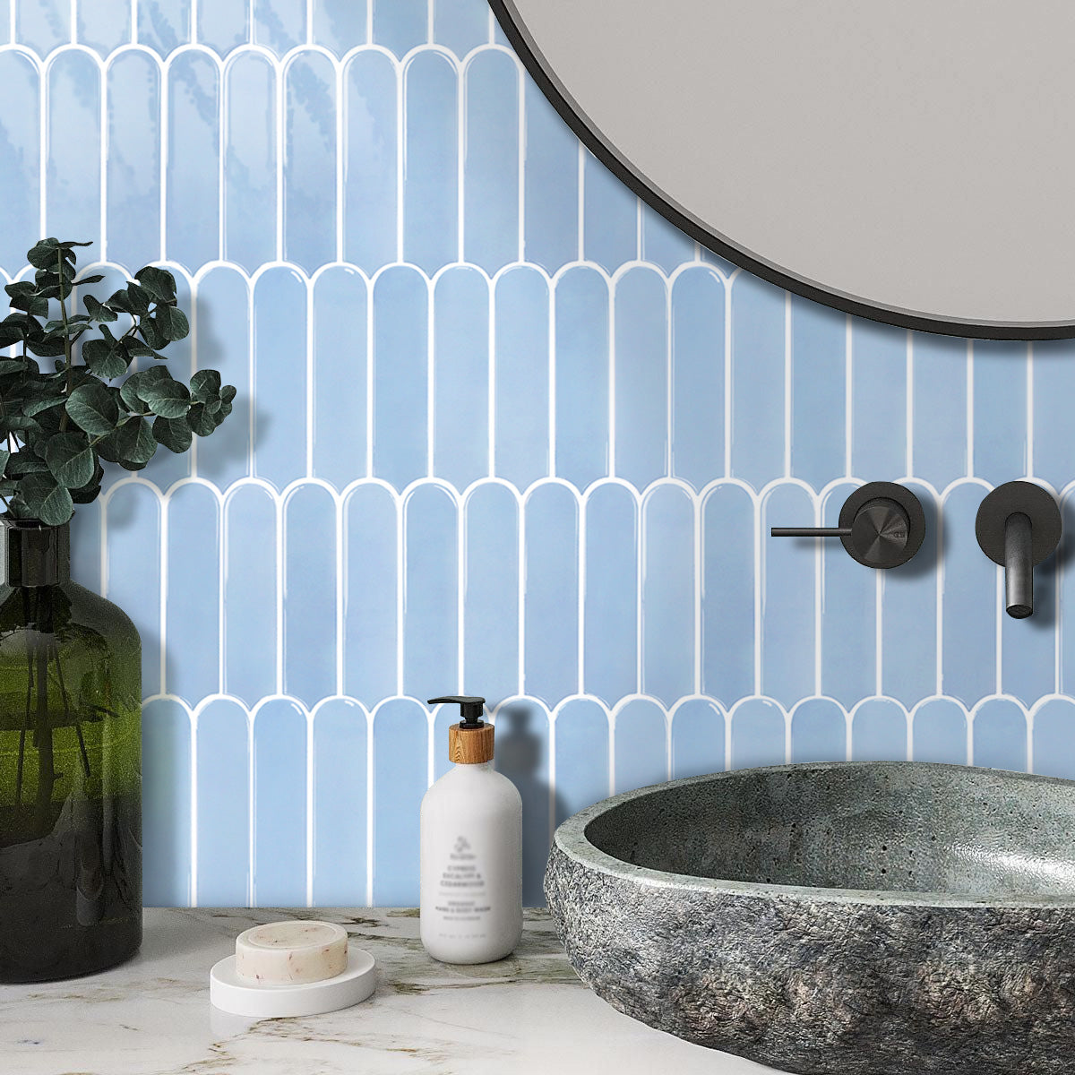 Selbstklebende Wandfliesen in Aqua-Blau – Fischschuppenmuster und Extra Dick