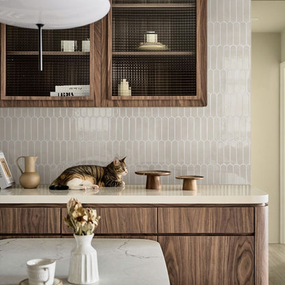 Selbstklebende Wandfliesen in Cream im Fischschuppen-Design – Dickere Ausführung für Küchenrückwände