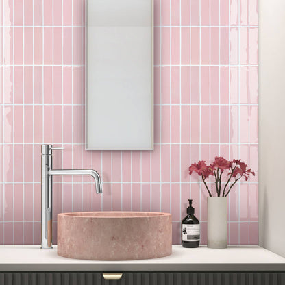 Selbstklebende Wandfliesen in Pink – Lineares Design für Küchenrückwände