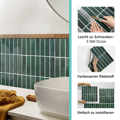 Selbstklebende Wandfliesen in Waldgrün – Lineares Design für Küchenrückwände